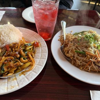 Silver Tray - Pad thai and Cashew Chicken - Thai Near Me - Seattle, Washington