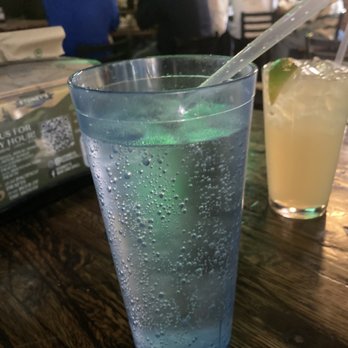 Stoney's Bar and Grill - Club soda no ice! - American Near Me - Denver, Colorado