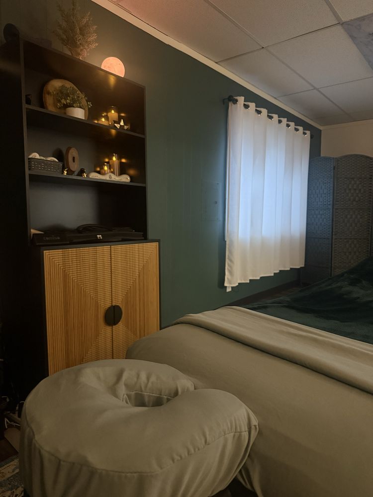 Mountainside Mobile Massage Logo