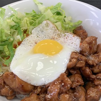 Stone Bowl Korean Cuisine - Chicken bibimbap - Korean Near Me - Calgary, Alberta Stone Bowl Korean Cuisine - Chicken bibimbap - Korean Near Me - Calgary, Alberta