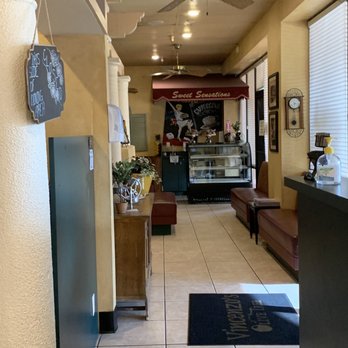 Vincenzo's Kitchen - Italian Near Me - Lake Elsinore, California Vincenzo's Kitchen - Italian Near Me - Lake Elsinore, California