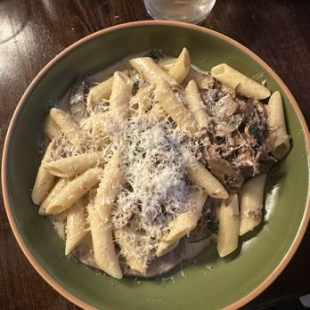 Noche - Braised short rib Penne - Italian Near Me - Covington, Kentucky