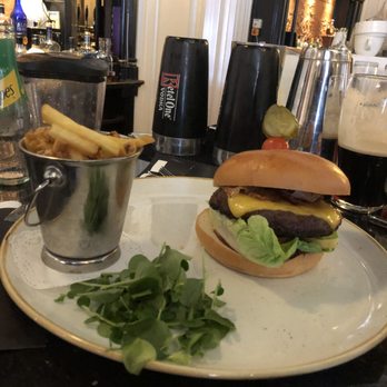 Clontarf Castle Hotel - Hamburger - Hotels Near Me - Dublin, D Clontarf Castle Hotel - Hamburger - Hotels Near Me - Dublin, D