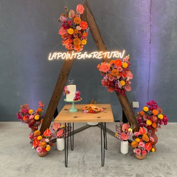 Shindig Chic - Florists Near Me