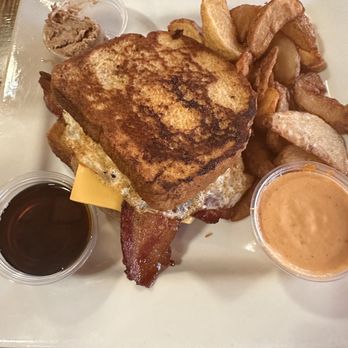 The Harp - French toast sandwich - Irish Near Me - Cleveland, Ohio The Harp - French toast sandwich - Irish Near Me - Cleveland, Ohio