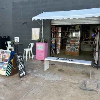 3 G Vintage - We have relocated! Tucson! Come out and visit us! - Books, Mags, Music & Video Near Me - Tucson, Arizona 3 G Vintage - We have relocated! Tucson! Come out and visit us! - Books, Mags, Music & Video Near Me - Tucson, Arizona