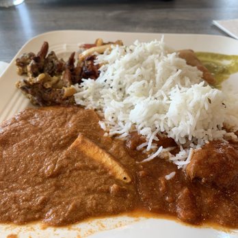 Swaad - Shahi Paneer, butter chicken, samosa and curry pakora. Not picked is the basket of naan. - Indian Near Me - Windsor, Ontario Swaad - Shahi Paneer, butter chicken, samosa and curry pakora. Not picked is the basket of naan. - Indian Near Me - Windsor, Ontario