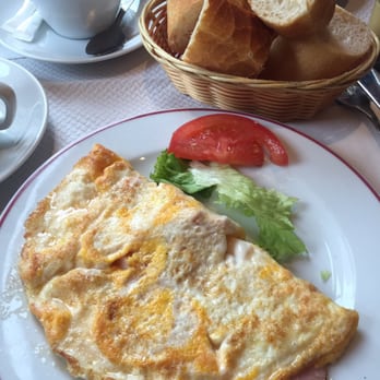 Le Quasimodo Notre-Dame - Ham omelette - Brasseries Near Me - Paris, 75 Le Quasimodo Notre-Dame - Ham omelette - Brasseries Near Me - Paris, 75