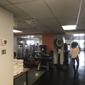 Embarcadero YMCA - Gyms Near Me - San Francisco, California