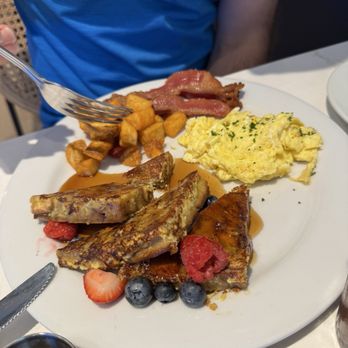 Juliet Social  - French toast - Italian Near Me - Georgetown, Texas