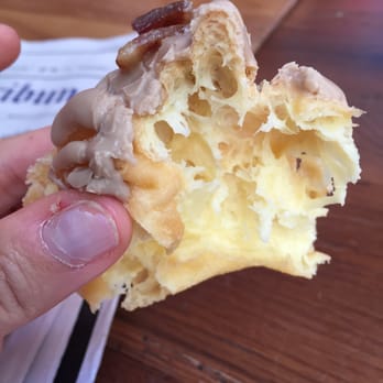Do-Rite Donuts & Chicken - Look at that interior!!! (Ignore janky thumb nail/month-old chipped polish/ humongous hangnail. Happens). - Donuts Near Me - Chicago, Illinois