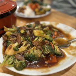 Hunan Garden Chinese Restaurant - Sliced Beef with Broccoli