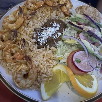 Charrito's Restaurant - Camarones Al Ajillo - Mexican Near Me - Weehawken, New Jersey