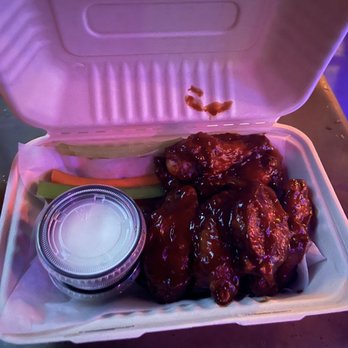 Classic Jewel - Wings - Cocktail Bars Near Me - Las Vegas, Nevada Classic Jewel - Wings - Cocktail Bars Near Me - Las Vegas, Nevada