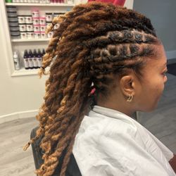 The Elite Beauty Lounge - Retwist and style