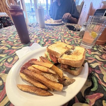 Chili Line Depot - BLT with homemade fries - American Near Me - Tres Piedras, New Mexico Chili Line Depot - BLT with homemade fries - American Near Me - Tres Piedras, New Mexico