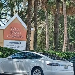 Exterior photo of West Town Corners - Altamonte Springs, Florida Exterior photo of West Town Corners - Altamonte Springs, Florida