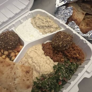 Nomadic Kitchen - Sampler appetizer platter - Turkish Near Me - Redwood City, California Nomadic Kitchen - Sampler appetizer platter - Turkish Near Me - Redwood City, California