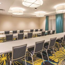 La Quinta by Wyndham Duluth - Meeting room