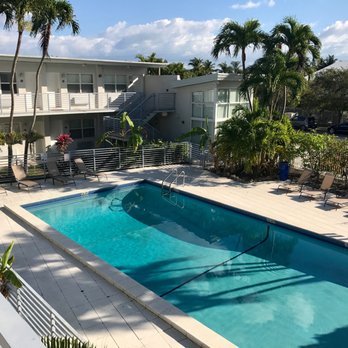 Bar Invest Group - Boutique - 8000 NE BAYSHORE CT - Investing Near Me - Miami, Florida Bar Invest Group - Boutique - 8000 NE BAYSHORE CT - Investing Near Me - Miami, Florida