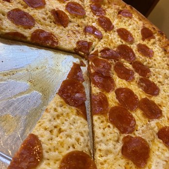 Fratelli Pizza Fort Valley - White sauce pizza. - Chicken Wings Near Me - Flagstaff, Arizona Fratelli Pizza Fort Valley - White sauce pizza. - Chicken Wings Near Me - Flagstaff, Arizona