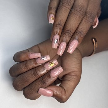 Excellent Nail Spa - A fill with a simple design. I love them. Winnie is amazing - Nail Salons Near Me - Monrovia, California