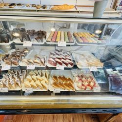 J&J Bakery