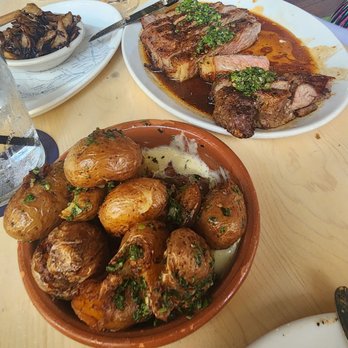 Eunice - Ribeye, mushroom, and skillet fried potatoes - Cajun/Creole Near Me - Houston, Texas Eunice - Ribeye, mushroom, and skillet fried potatoes - Cajun/Creole Near Me - Houston, Texas