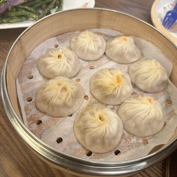 四姐 Special Noodle - Pork And Crab Roe Soup Dumplings - Chinese Near Me - San Jose, California