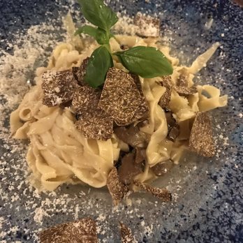 L'Ancora della Tortuga - Pasta with truffle - Seafood Near Me - Monterosso Al Mare, SP L'Ancora della Tortuga - Pasta with truffle - Seafood Near Me - Monterosso Al Mare, SP