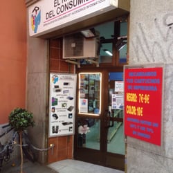 El Rincón del Consumible - Escondido en un auténtico rincón se encuentra esta tienda de necesidades electrónicas