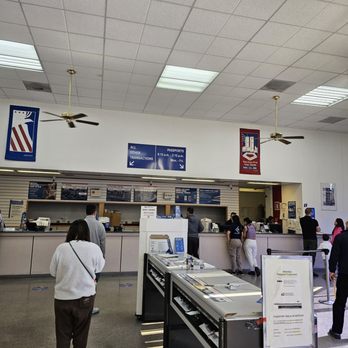 US Post Office - Inside Post Office - Post Offices Near Me - Milpitas, California