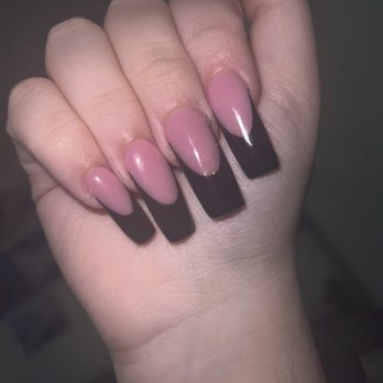 Lee Nails Bar - Nail Salons Near Me - San Antonio, Texas