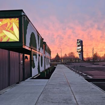 Q'anápsu Dispensary - Sunrise - Cannabis Dispensaries Near Me - Ridgefield, Washington Q'anápsu Dispensary - Sunrise - Cannabis Dispensaries Near Me - Ridgefield, Washington