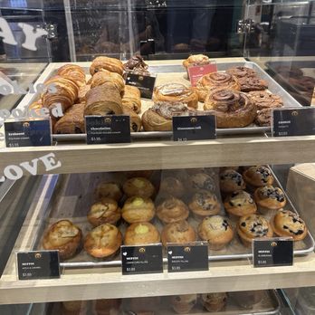 Columbus Cafe and Co - Cafes Near Me - Toronto, Ontario Columbus Cafe and Co - Cafes Near Me - Toronto, Ontario