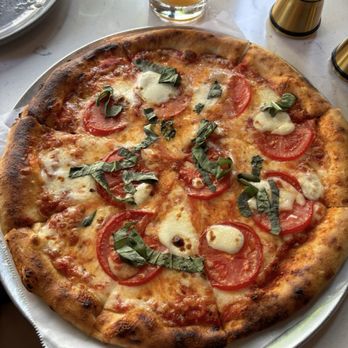 Wolfsglen - Margherita Pizza - Cocktail Bars Near Me - Los Angeles, California