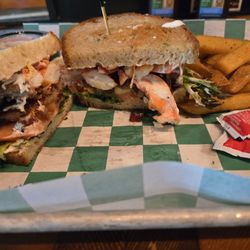 The Inishshor - Lobster BLT