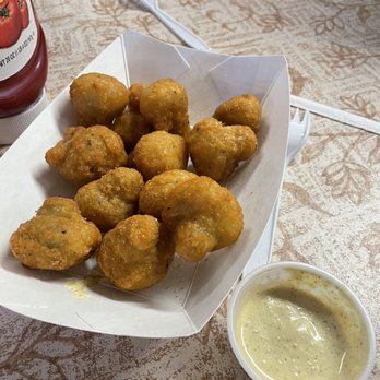 Jacob's Restaurant & Grill - fried mushrooms - Burgers Near Me - Knoxville, Tennessee