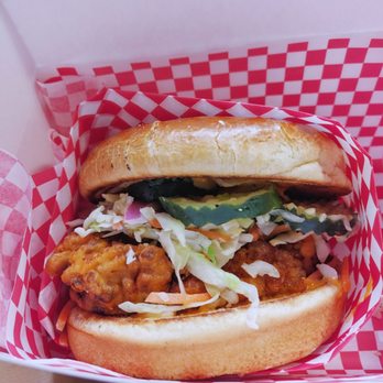 Monroe's Hot Chicken - Fried chicken sandwich, medium heat level - 2/13/2019 - Chicken Shop Near Me - Phoenix, Arizona Monroe's Hot Chicken - Fried chicken sandwich, medium heat level - 2/13/2019 - Chicken Shop Near Me - Phoenix, Arizona