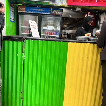Peppas Jerk Chicken - Counter for placing order - Caribbean Near Me - New York, New York