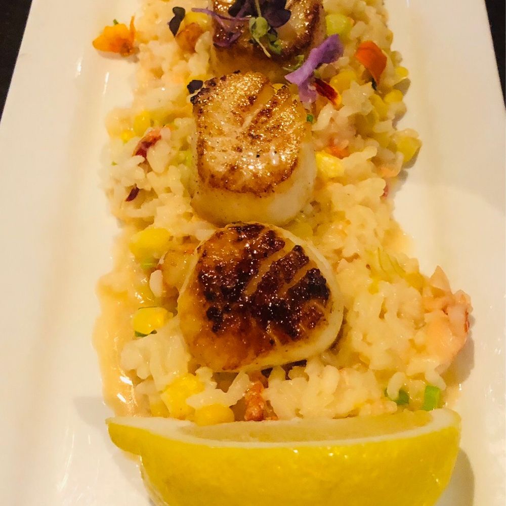 Precinct 10 - Scallops - New American Near Me - Weymouth, Massachusetts Precinct 10 - Scallops - New American Near Me - Weymouth, Massachusetts