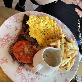 Little Hen - Steak and Eggs Sizzling Style - Breakfast & Brunch Near Me - Weston, Florida