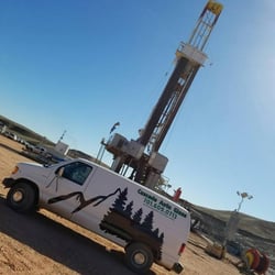 Cascade Glass & Signs - Out on the rig replacing windshields
