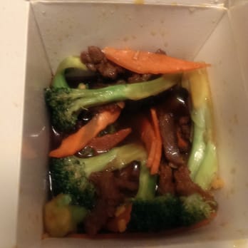 China Road - Beef & broccoli from China Road - Chinese Near Me - Long Beach, California