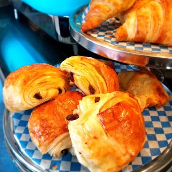 Surf Cafe - croissants and pastries on a table - Cafes Near Me - The Blue Mountains, Ontario Surf Cafe - croissants and pastries on a table - Cafes Near Me - The Blue Mountains, Ontario