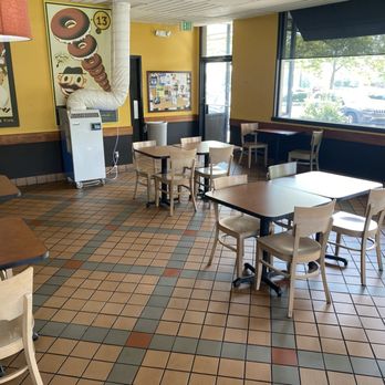 Einstein Bros. Bagels - Seating  available - Breakfast & Brunch Near Me - Towson, Maryland