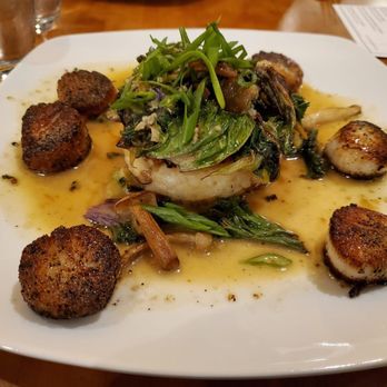 Pearl Restaurant & Oyster Bar - Scallops and risotto - Asian Fusion Near Me - Peterborough, New Hampshire Pearl Restaurant & Oyster Bar - Scallops and risotto - Asian Fusion Near Me - Peterborough, New Hampshire