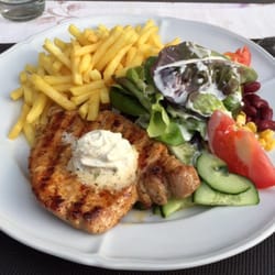 Restaurant Ochsen - Steak Ochsen with Half-Salad and Half-Fries