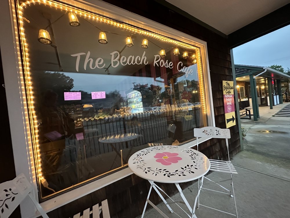 THE BEACH ROSE CAFE 15 Photos & 15 Reviews 1 Charlestown Beach Rd