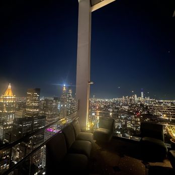 Nubeluz - Cocktail Bars Near Me - New York, New York